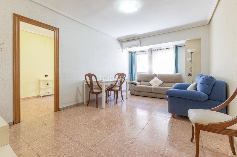 Foto 7cd6e1a8-bf78-4d37-8f32-0d1db7901d7a. Pis a Natzaret Valencia