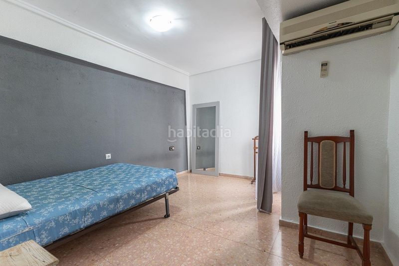 Foto d40ea746-4120-4249-b54f-bc27494bd9a9. Pis a Natzaret Valencia