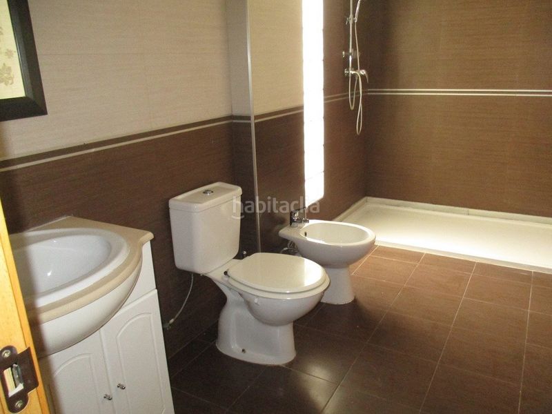 Foto 6c9589fc-905a-424e-b2aa-d16fb08d39e6. Pis a Aldaia