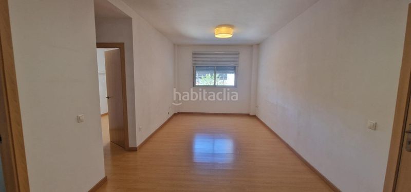 Foto 736aedca-15ab-4160-a987-21bbf570e257. Pis amb aparcament a Aldaia
