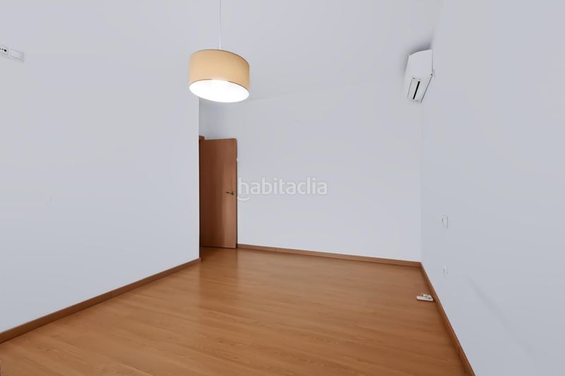 Foto c360dccc-7750-433c-a36f-c32f1dbef83f. Pis amb aparcament a Aldaia