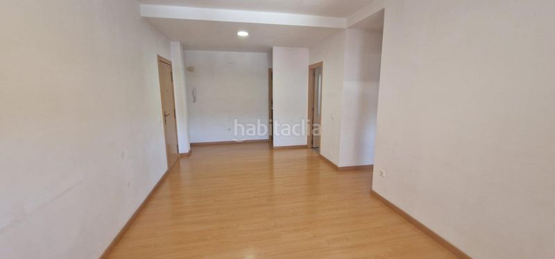 Foto efb0caed-67d0-441c-b44d-8e7f46c6cefe. Pis amb aparcament a Aldaia