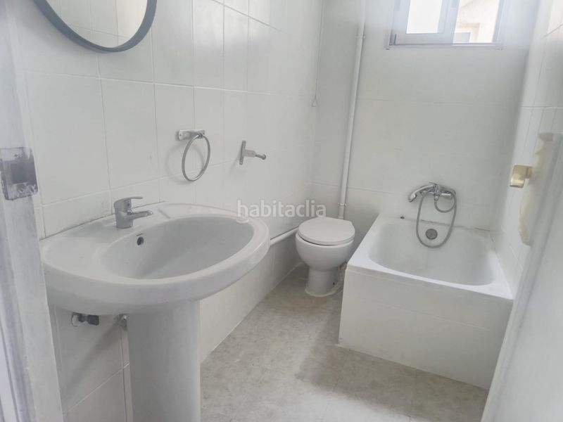 Foto f70c9465-52a1-44ce-837f-b90ac08ea7f8. Lloguer pis a Aldaia