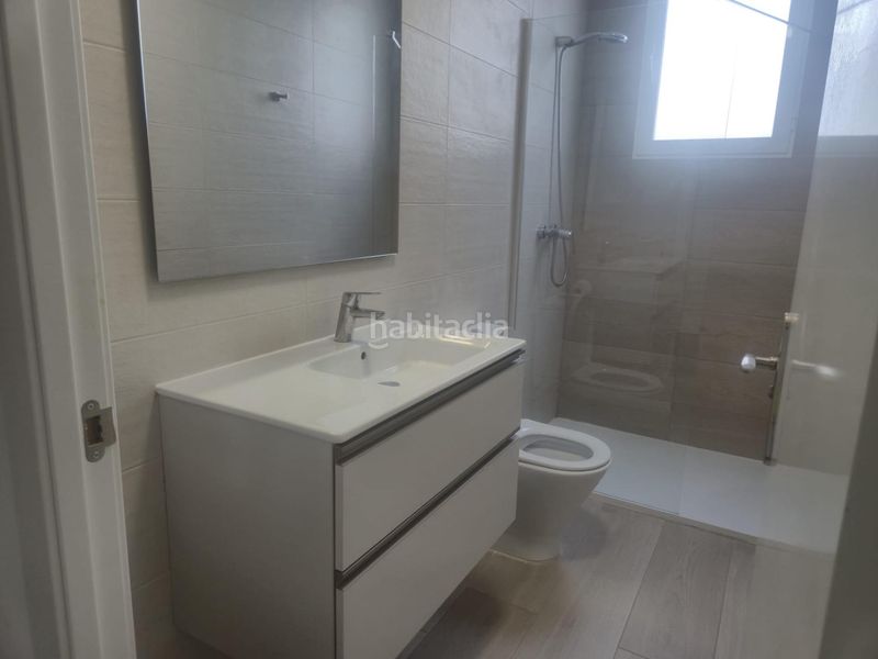 Foto 195c3f73-8d77-4e36-864c-06ccf8dcb0ab. Alquiler ático atico en alquiler en Aldaia
