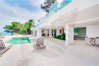 Chalet à Calvià Poble. Chalet unifamiliar en solar de 1.290m2 aprox. en 1º línea de mar