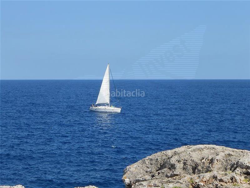 Foto fe27556f-d817-4f02-8c3e-8a6370584a3d. Terreno residencial solar de 1.000m2 con vistas panorámicas con licencia para construir vivienda unifamiliar de 2 plantas de planta baja y primera pla en Santanyí