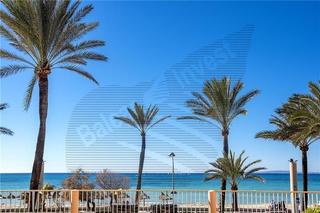 Flat in S´Arenal. Apartamento de diseño en primera línea de mar con 560m2 aprox. d