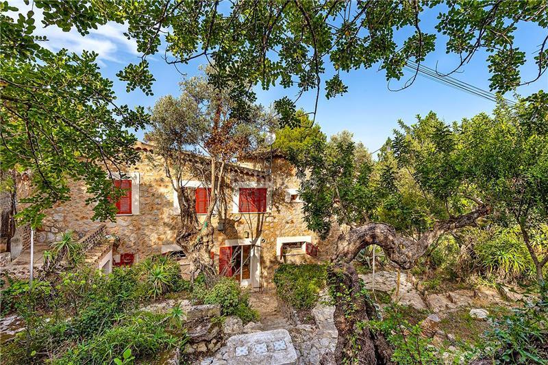 Foto 8ab40eb3-c8bb-4a4a-bd0d-5c2e1ac338bd. Chalet con riscaldamento parcheggio piscina in Deià