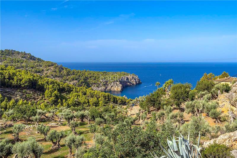 Foto f88236c5-93e7-43ea-8da0-89bf449f312f. Chalet con riscaldamento parcheggio piscina in Deià