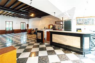 Casa a Campanet. Edificio de dos plantas de 277m2 aprox. más terrazas en muy buen