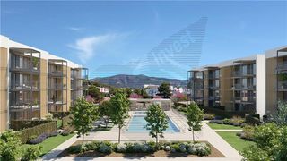 Rez-de-chaussée à Palmanova. A estrenar. planta baja con jardín de 37m2 aprox en complejo res