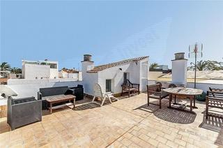 House in Es Portixol-Es Molinar. Portixol- molinar. casa con terraza y vistas al mar en zona port