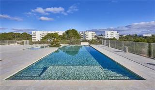 Planta baixa a Cala d´Or. A estrenar. planta baja con jardín de 80m2 aprox. en complejo re
