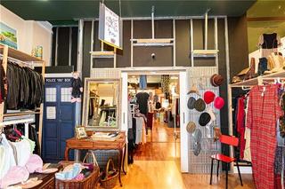 Business premise in Arxiduc. Local comercial en zona arxiduc.