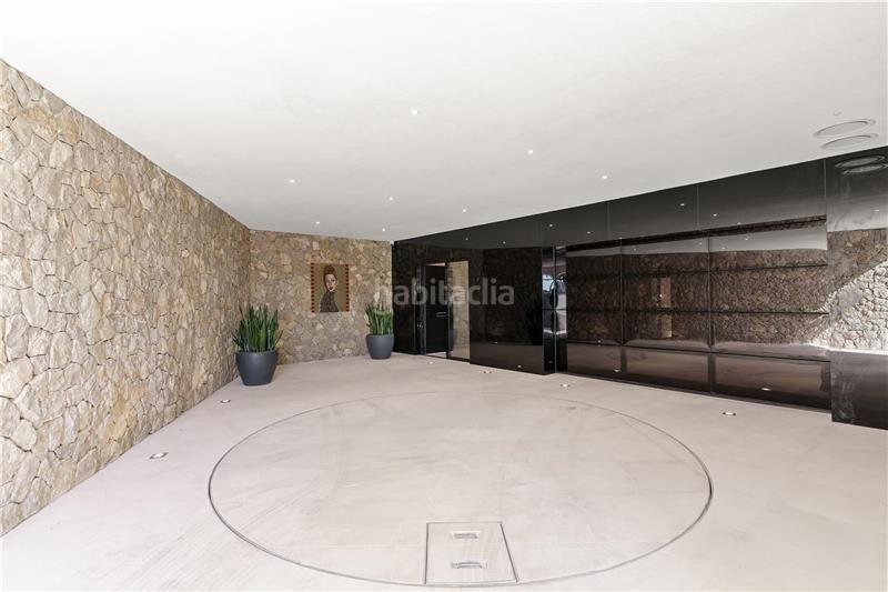 Foto 29425589-9d20-403c-89c4-37253ea4d25a. Xalet amb calefacció aparcament piscina a port d´Andratx Andratx