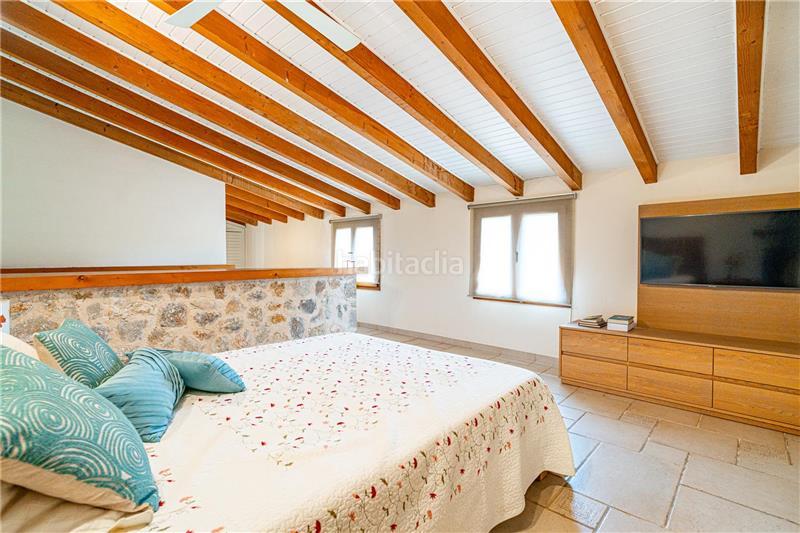 Foto 4951e797-9466-4607-a5df-da765961faf2. Chalet with fireplace parking pool in Calvià poble Calvià