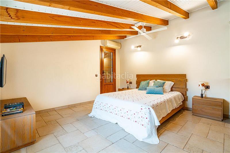 Foto b1d3c657-716c-48e7-aca7-f8da93ac1d2e. Chalet with fireplace parking pool in Calvià poble Calvià