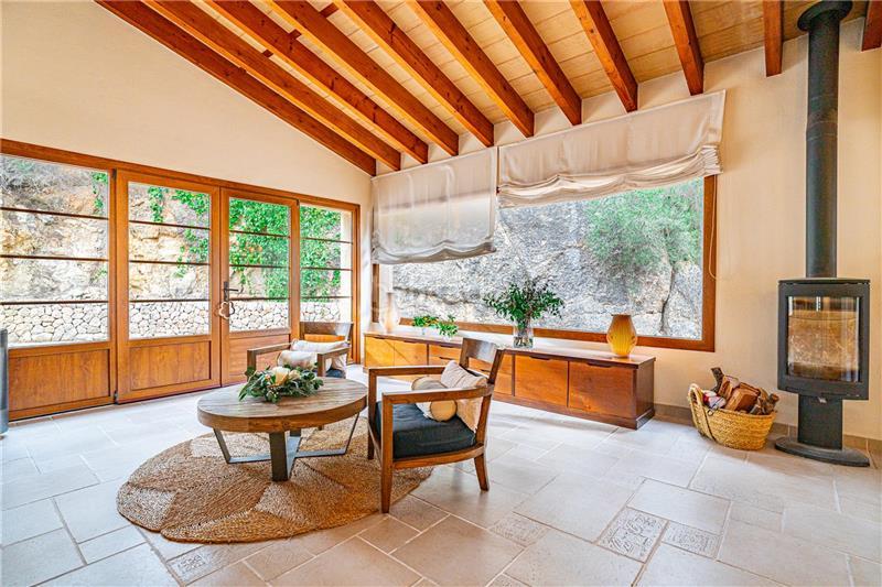 Foto b8a37cbb-52d4-46a7-87fe-07b9829b96ac. Chalet with fireplace parking pool in Calvià poble Calvià