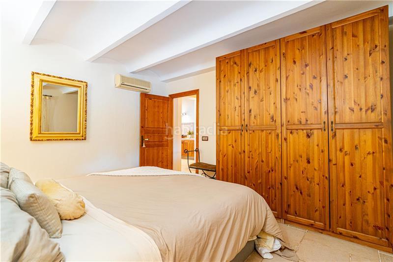 Foto cfb6a6f1-20dd-4bcb-b838-ca5fa620d3d1. Chalet with fireplace parking pool in Calvià poble Calvià