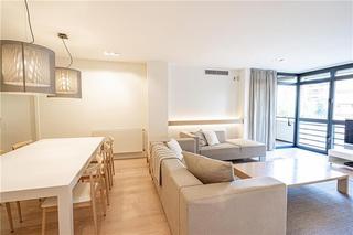 Rent Flat in Bons Aires. Piso de 180m2 aprox., 4 dormitorios