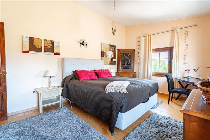 Foto da668624-f43b-4eab-be62-5748d0328de3. Casale con camino riscaldamento parcheggio piscina in Palma de Mallorca