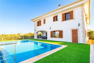 Chalet à Campos. Chalet unifamiliar con carácter y estilo mallorquín con vistas d