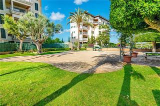 Rent Flat in Sa Teulera. Alquiler. apartamento en residencial con piscina comunitaria