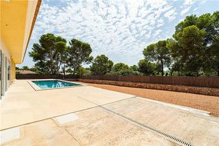 Chalet in Cala Pi-Vallgornera. A estrenar. chalet unifamiliar de diseño con piscina en segunda