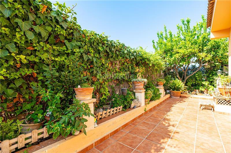 Foto b132ff76-4f18-4aa6-b07e-517e5d2f7a8b. Chalet con camino riscaldamento parcheggio piscina in Palma de Mallorca