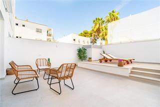 Ground floor in Colònia Sant Jordi. A estrenar. planta baja con piscina privada, 3 habitaciones