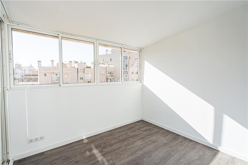 Foto 1e29e5c8-0ce1-4118-bc0c-aaefa562bbcc. Alquiler ático alquiler. ático reformado en zona industria, en Palma de Mallorca