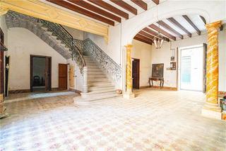 Chalet en Manacor Centre. Casa señorial de 1.1316m2 aprox. en solar de 480m2 aprox.
