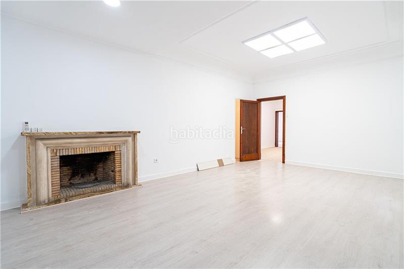 Foto 559233ff-0d7a-4b5c-8c5c-c20f2a2b6780. Flat with fireplace in La Missió Palma de Mallorca