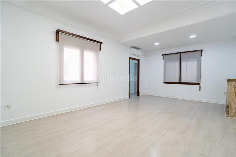 Foto a04013a9-e28a-45a0-b0b4-7c052b78e3ac. Flat with fireplace in La Missió Palma de Mallorca