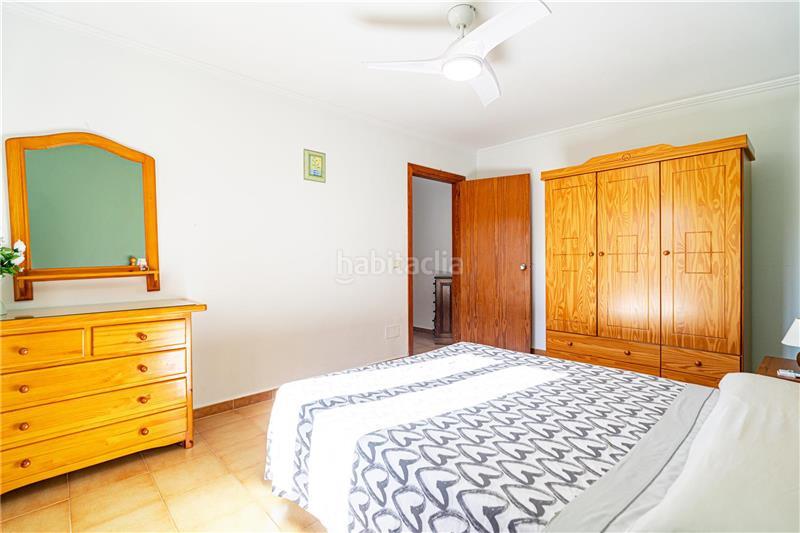 Foto 3eead35e-dd03-48e7-9afa-4286c0f18451. Chalet casa de pueblo con piscina en solar de 4000m2 aprox. con licencia vacacional, en Algaida