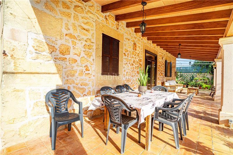 Foto 4b18a95a-4794-4f4e-8a5c-c7127d29aad1. Chalet casa de pueblo con piscina en solar de 4000m2 aprox. con licencia vacacional, en Algaida