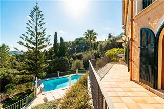 Chalet in Pollença Poble. Villa en solar de 2.615m2 aprox. con vistas despejadas.
