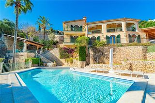 Xalet a Pollença Poble. Villa en solar de 2.615m2 aprox. con vistas despejadas.