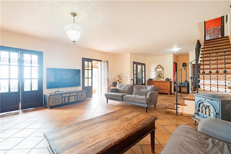 Foto f0660d51-5cfe-4b33-921c-c43686c5c80d. Casale con camino piscina in Bunyola