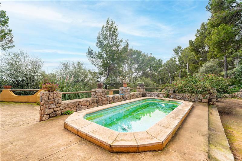 Foto fee36b79-7f8a-47f0-8624-51b384664ad0. Casale con camino piscina in Bunyola