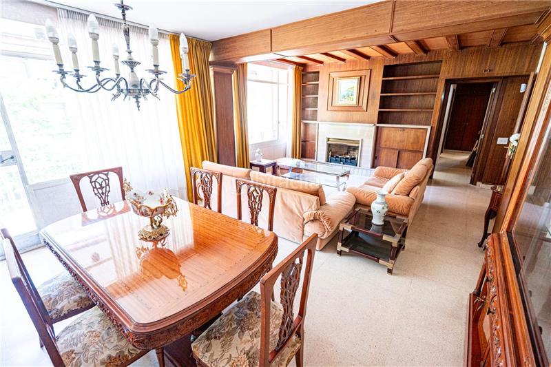 Foto bec40ff7-e168-41d7-8d8f-d61fe7621c71. Appartamento con camino in El Mercat Palma de Mallorca