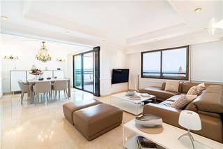 Appartamento in Son Armadams. Piso de diseño con vistas al mar en zona paseo marítimo,