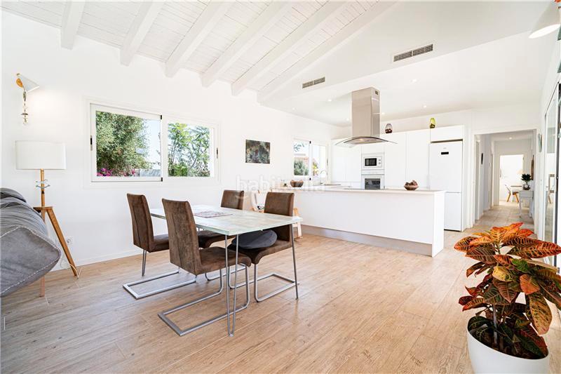 Foto 03a6baa6-cce4-41f2-86a9-3f53d7e0181b. Chalet  en solar de 1.150m2 aprox. con jardín y piscina, en Campos