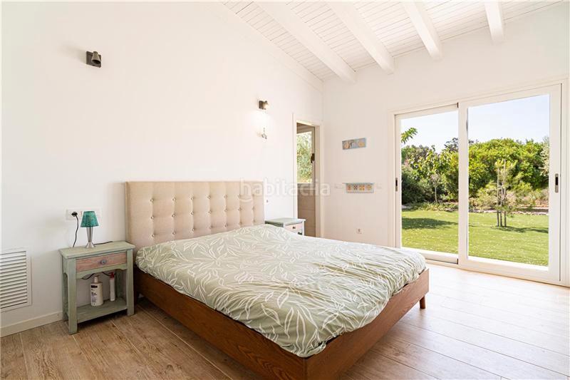 Foto 4487ab9f-e24b-4e05-94c1-77ee227a12f5. Chalet  en solar de 1.150m2 aprox. con jardín y piscina, en Campos