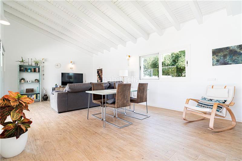 Foto e459e2e3-0212-41b9-9f29-0ba2b89ae9ee. Chalet  en solar de 1.150m2 aprox. con jardín y piscina, en Campos