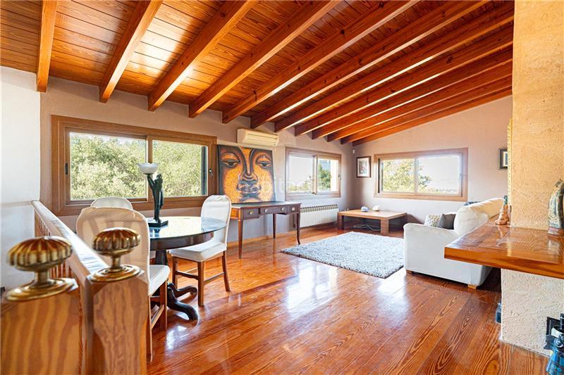 Foto 0b8240e0-433f-45eb-b339-ac7da9aab4bc. Chalet con camino parcheggio piscina in Pòrtol Marratxí