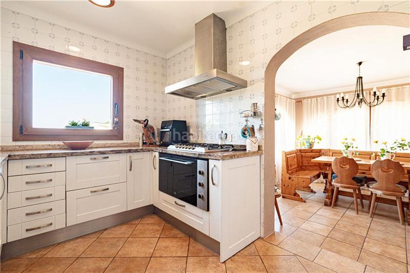 Foto 810c727e-7bac-4d95-8537-36b1debacd7b. Chalet con camino parcheggio piscina in Pòrtol Marratxí