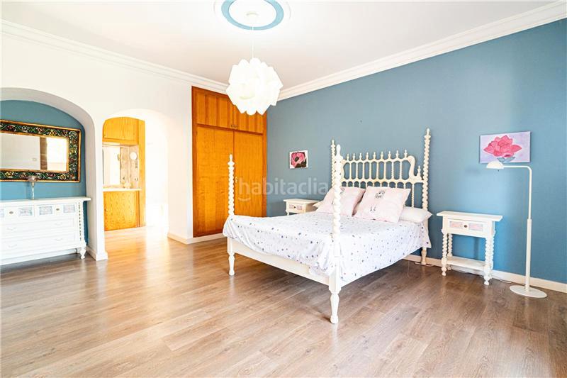 Foto e82eff69-d218-4ad6-b119-6b693bcfb4f2. Chalet con camino parcheggio piscina in Pòrtol Marratxí