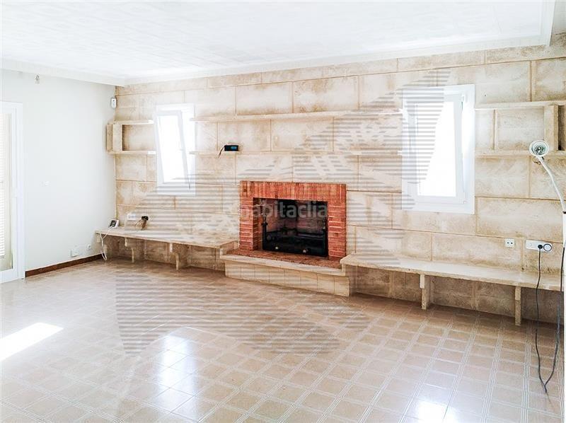 Foto a47c9b2d-6de6-41d1-9063-22996062f775. Lloguer xalet amb calefacció aparcament a Bunyola