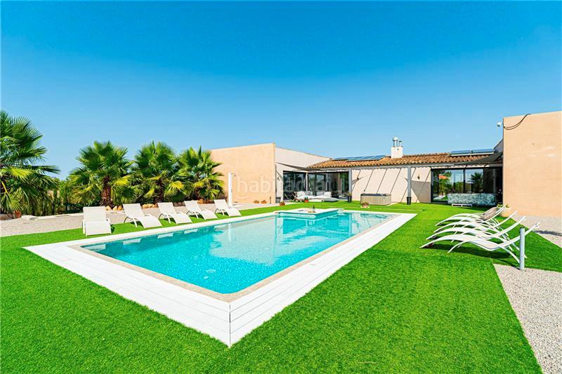 Foto 23a3eeb9-989a-4a88-b112-909e91c5c0ac. Masía villa de lujo con piscina en solar de 16.529m2 aprox. , en Llucmajor